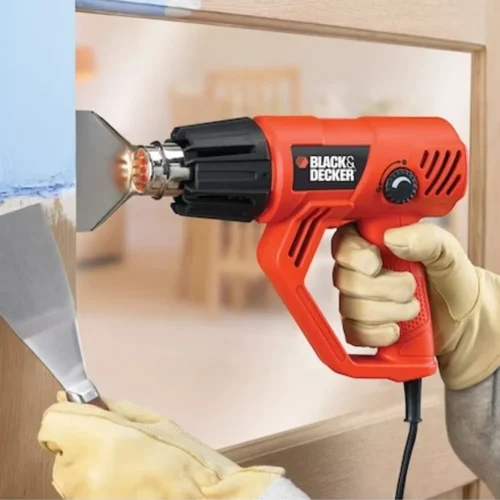 אקדח חום 2000w + קופסא ערכה BLACK DECKER